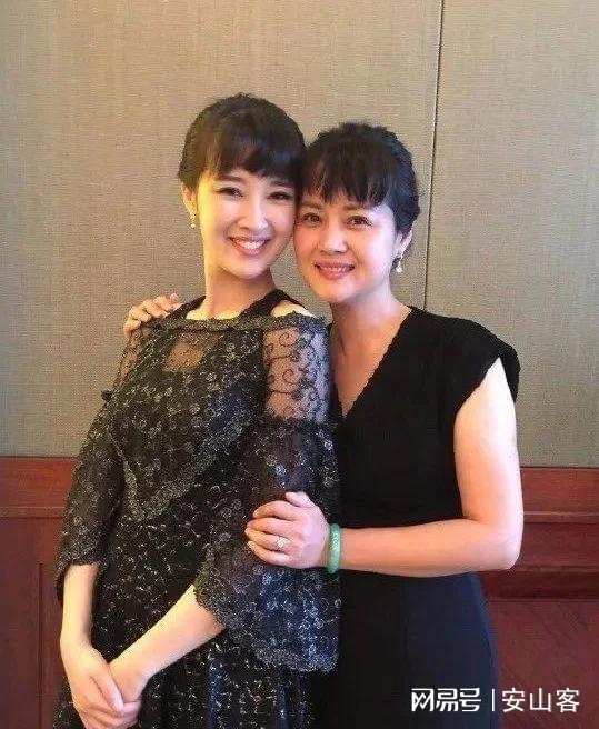 台面优配 儿女都是债，闺女离婚儿子大龄单身，58岁茹萍风光背后也难逃辛酸